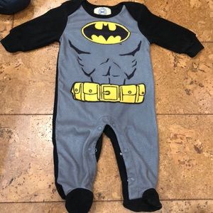 Lot of 4, 0-3M SUPERHERO SUPERPACK!